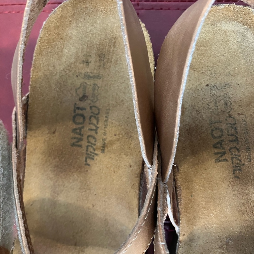 Naot bronze wedge sandals size 10 - Picture 2 of 5